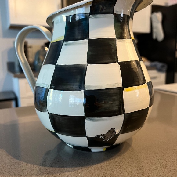 Courtly Check Pitcher - Picture 2 of 2